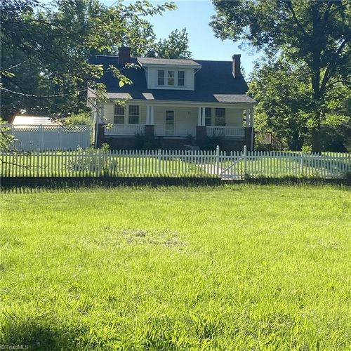 363 Periwinkle Rd, Eden, NC, 27288-8178 | Card Image