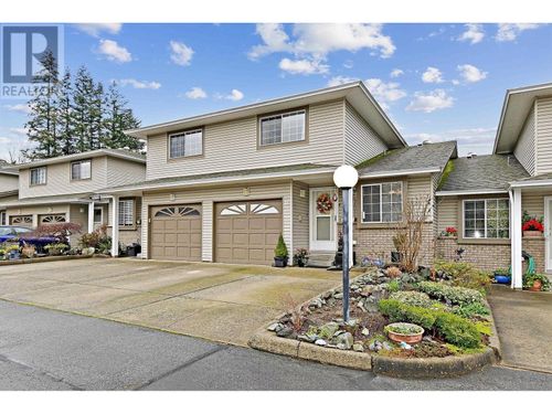 18-19270 119 Ave, Pitt Meadows, BC, V3Y2J8 | Card Image