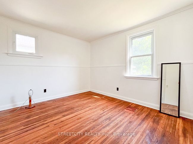 116 Sterling St, House other with 3 bedrooms, 1 bathrooms and 2 parking in London ON | Image 15