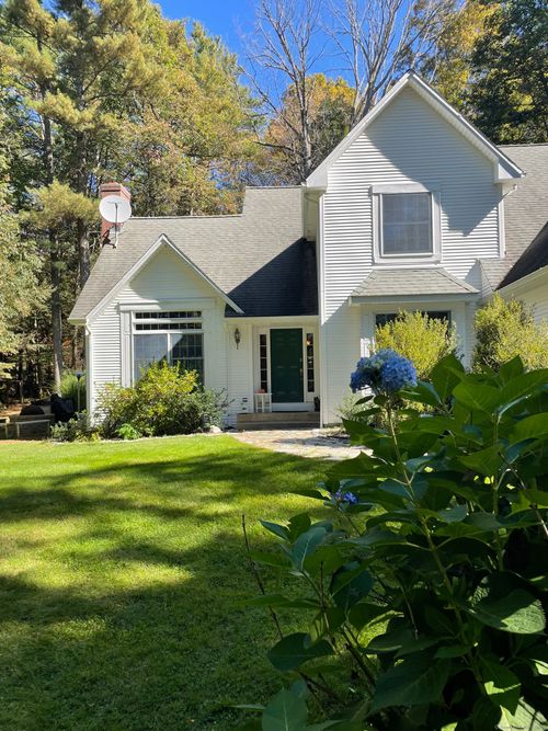 14 Valley View Dr, Stafford Springs, CT, 06076-3326 | Card Image