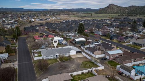 1244 Ne Powell Ln, Prineville, OR, 97754-1343 | Card Image