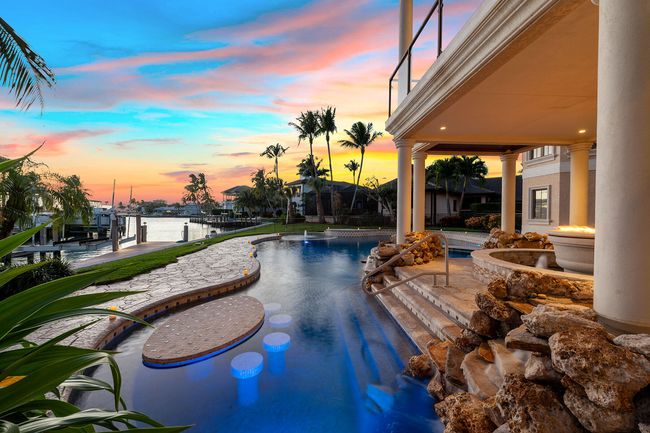 1547 Caxambas Dr, House other with 5 bedrooms, 7 bathrooms and null parking in Marco Island FL | Image 4