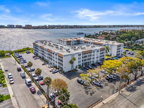 apt-301-1502 S Lakeside Dr, Lake Worth Beach, FL, 33460-5822 | Card Image