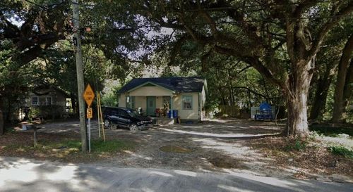 1001 Mcrae Ave, Mobile, AL, 36606-2145 | Card Image