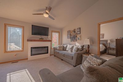 237 Bobwhite Circle, House other with 3 bedrooms, 3 bathrooms and null parking in Dakota Dunes SD | Image 3