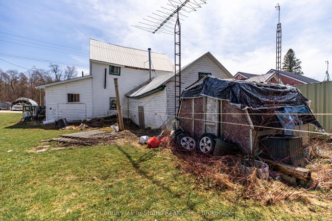580307 Sideroad 60, House other with 3 bedrooms, 1 bathrooms and 5 parking in Berkeley ON | Image 6