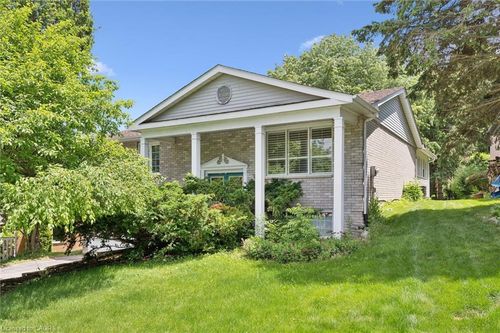 176 Sandford Fleming Dr, Waterloo, ON, N2T1G2 | Card Image