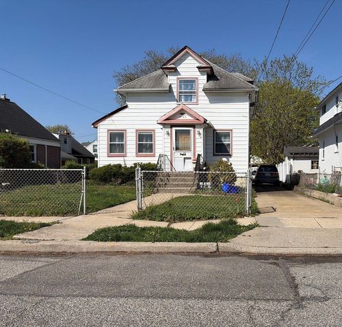 2746 Park Avenue, Hempstead, NY, 11510 | Card Image