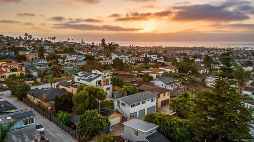 4430 Cape May Ave, San Diego, CA, 92107-2325 | Card Image
