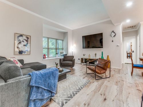 apt-243-10436 High Hollows Dr, Dallas, TX, 75230-4913 | Card Image