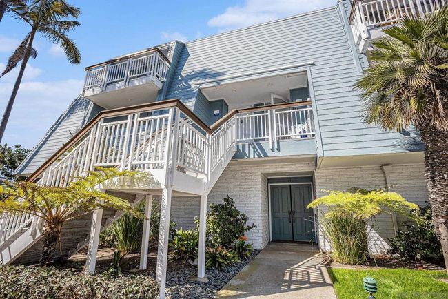 64 Montego Ct, Condo with 2 bedrooms, 3 bathrooms and 2 parking in Coronado CA | Image 16