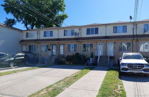 53-363 Union Avenue, New York, NY, 10303 | Card Image