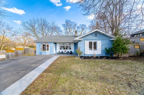 282 Woodward Ave, Milton, ON, L9T1V2 | Card Image