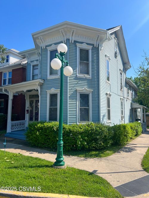 60 S 7th St, Lewisburg, PA, 17837-1820 | Card Image