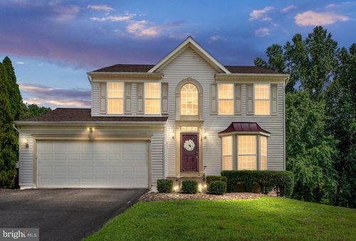 18 Emerald Dr, FREDERICKSBURG, VA, 22406-7223 | Card Image
