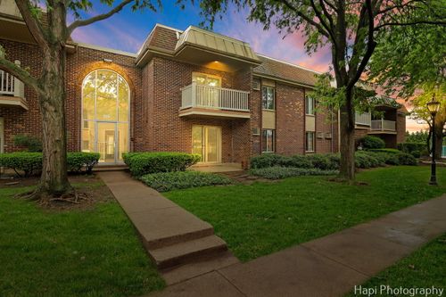 apt-2d-906 W Alleghany Dr, Arlington Heights, IL, 60004-2973 | Card Image