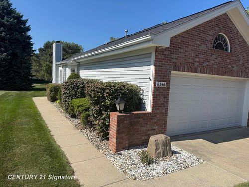 6346 Squire Lake Dr, Flushing, MI, 48433-2381 | Card Image