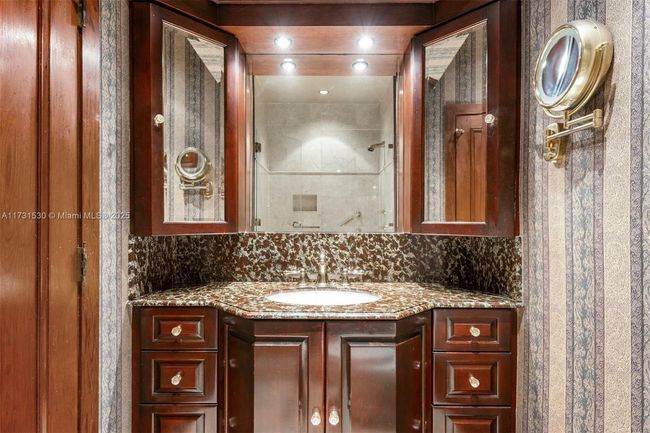 225 Alesio Ave, House other with 5 bedrooms, 8 bathrooms and null parking in Coral Gables FL | Image 24