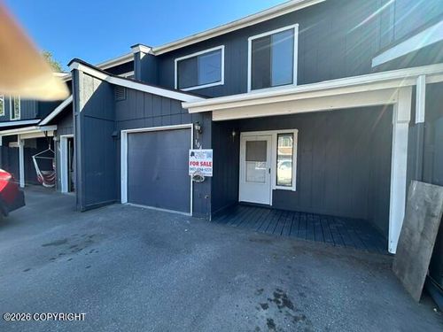 104-8050 Pioneer Dr, Anchorage, AK, 99504-4755 | Card Image