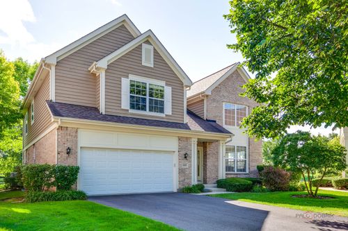 2037 Inverness Dr, Vernon Hills, IL, 60061-4530 | Card Image