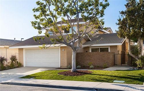 3 Elmwood, Irvine, CA, 92604-3212 | Card Image