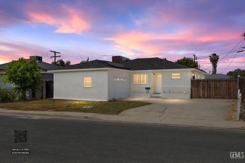 1519 12th Ave, Delano, CA, 93215-2418 | Card Image