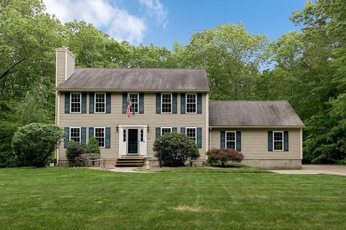 59 Linden St, Douglas, MA, 01516-2432 | Card Image