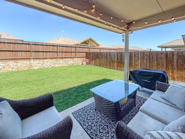 1005 Napier Way, House other with 3 bedrooms, 2 bathrooms and null parking in Justin TX | Image 22