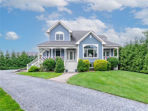75 Wood St, Bristol, RI, 02809-3004 | Card Image
