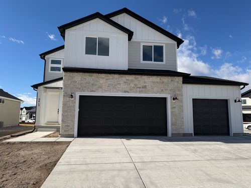 523-5438 N Lindbergh Ln, Eagle Mountain, UT, 84005-5991 | Card Image