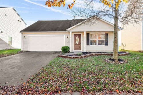 7505 Hemrich Dr, Canal Winchester, OH, 43110-8093 | Card Image