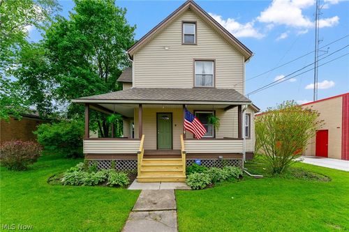 111 E Liberty St, Girard, OH, 44420-2649 | Card Image