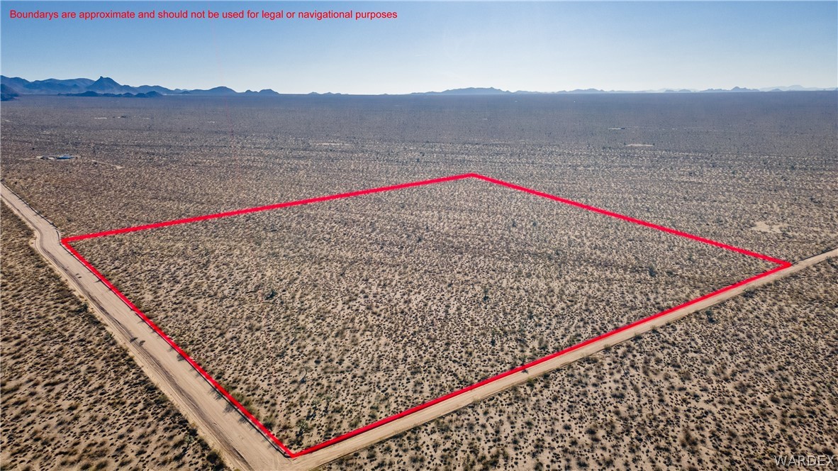 Land in Yucca