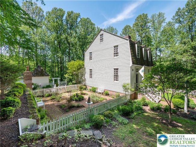 1108 S Barbara Dr, House other with 3 bedrooms, 3 bathrooms and null parking in Alburtis PA | Image 33