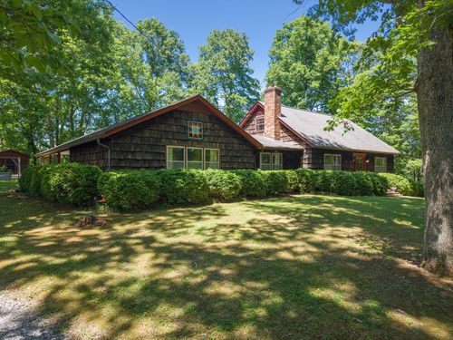 1115 Robin Ridge Rd, Rocky Mount, VA, 24151-3609 | Card Image