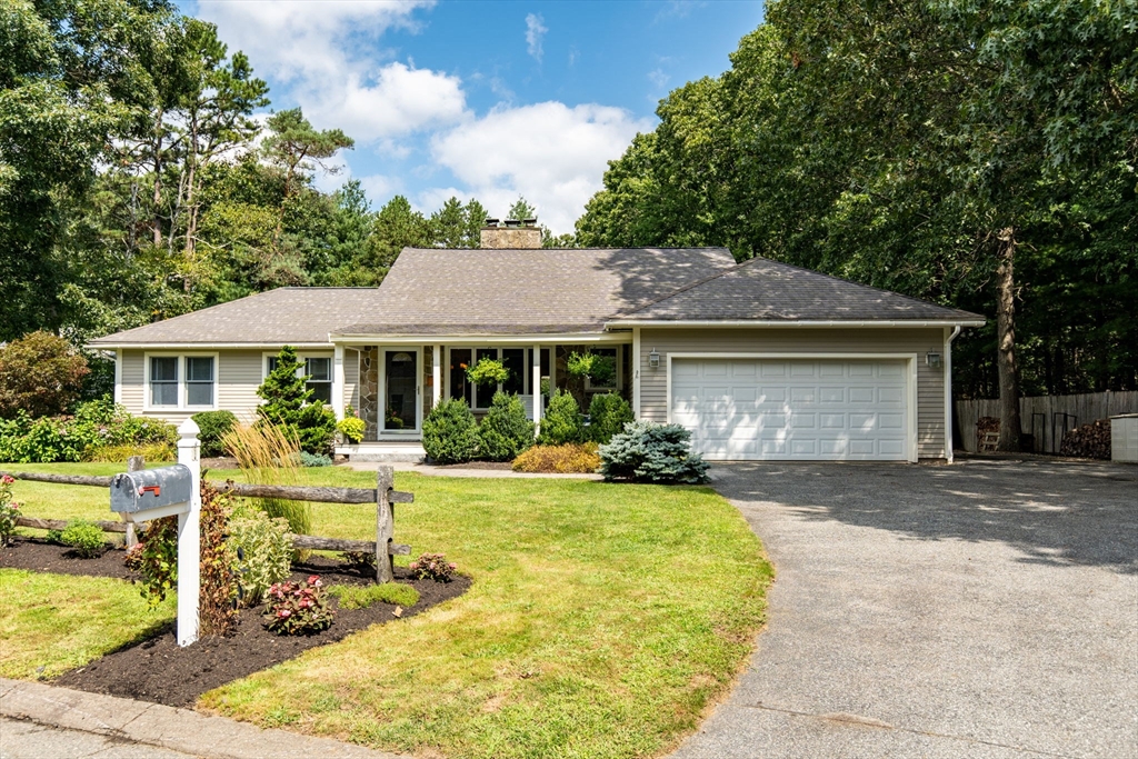 Curzondale Ct, Newburyport, MA 01950