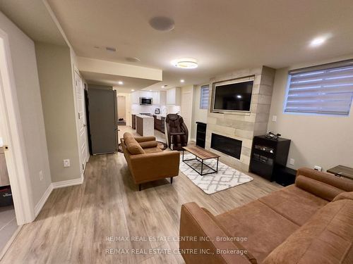 271 Sixteen Mile Dr, Oakville, ON, L6M0V8 | Card Image