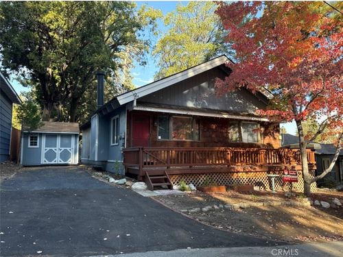 2560 Oak Dr, Running Springs, CA, 92382-7492 | Card Image