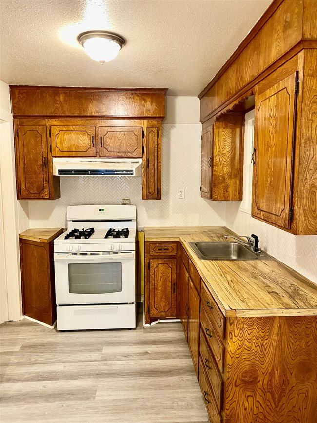 310 Dean St, House other with 3 bedrooms, 1 bathrooms and null parking in Athens TX | Image 9