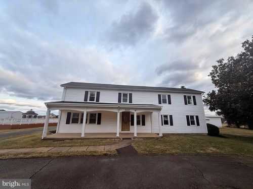 10733 Parkgate Dr, NOKESVILLE, VA, 20181-2921 | Card Image