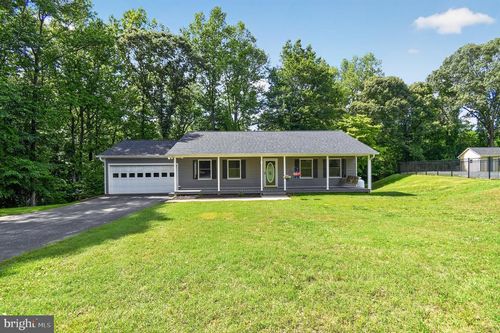 5118 Coach Ct, Huntingtown, MD, 20639-9404 | Card Image