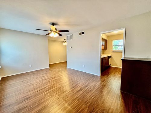 208-2526 W Prairie St, Denton, TX, 76201-5333 | Card Image