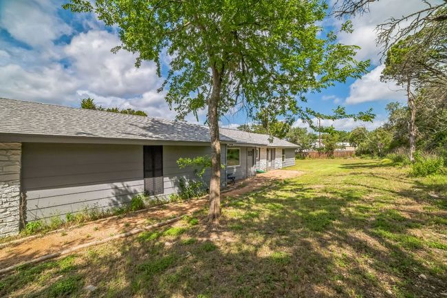 Back yard | Image 29
