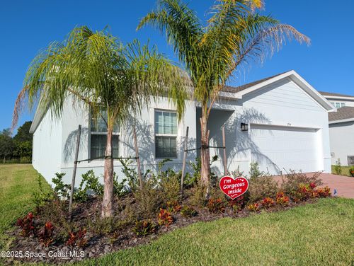 2504 Landing Dr, Titusville, FL, 32796-1782 | Card Image