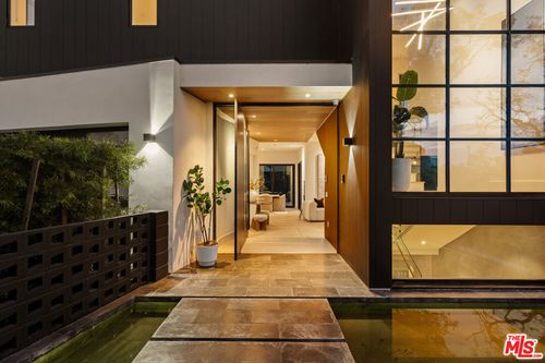 5988 W 76th Pl, LOS ANGELES, CA, 90045-1639 | Card Image