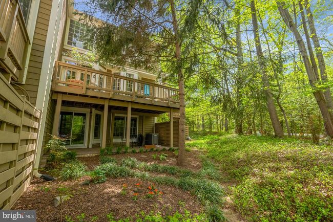11431 Hollow Timber Way, Townhouse with 3 bedrooms, 4 bathrooms and null parking in Reston VA | Image 51