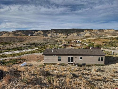 28454 Lampshire Rd, Hotchkiss, CO, 81419-7504 | Card Image