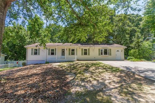 1527 Bennett Rd, grayson, GA, 30017-1046 | Card Image