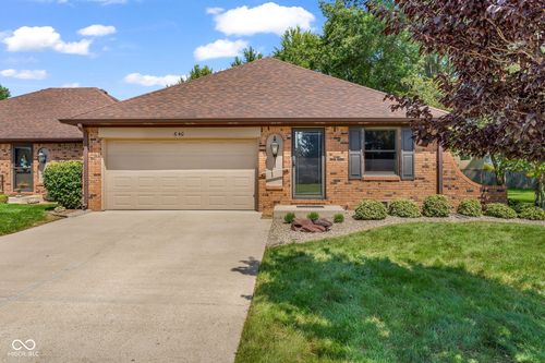 13-640 Eagle Crest Dr, Brownsburg, IN, 46112-1177 | Card Image