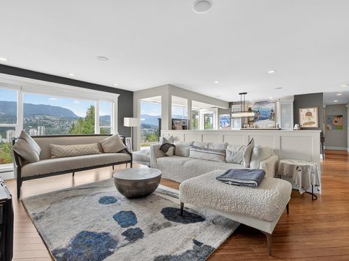 1052 Corona Cres, Coquitlam, BC, V3J7J3 | Card Image